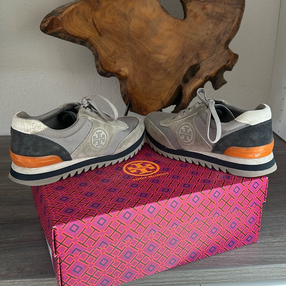 TORY BURCH Sawtooth Logo Sneaker